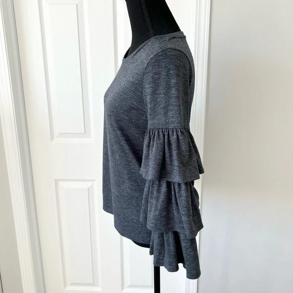 Banana Republic Tiered Ruffle Long Sleeves Stretch  Blouse - Picture 2 of 14